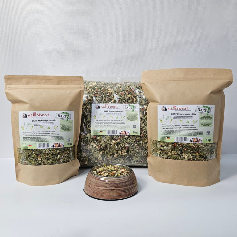 Kallisbest BARF Kräutergarten-Mix supplement in a bowl with herbs, ideal for enhancing pet meals.