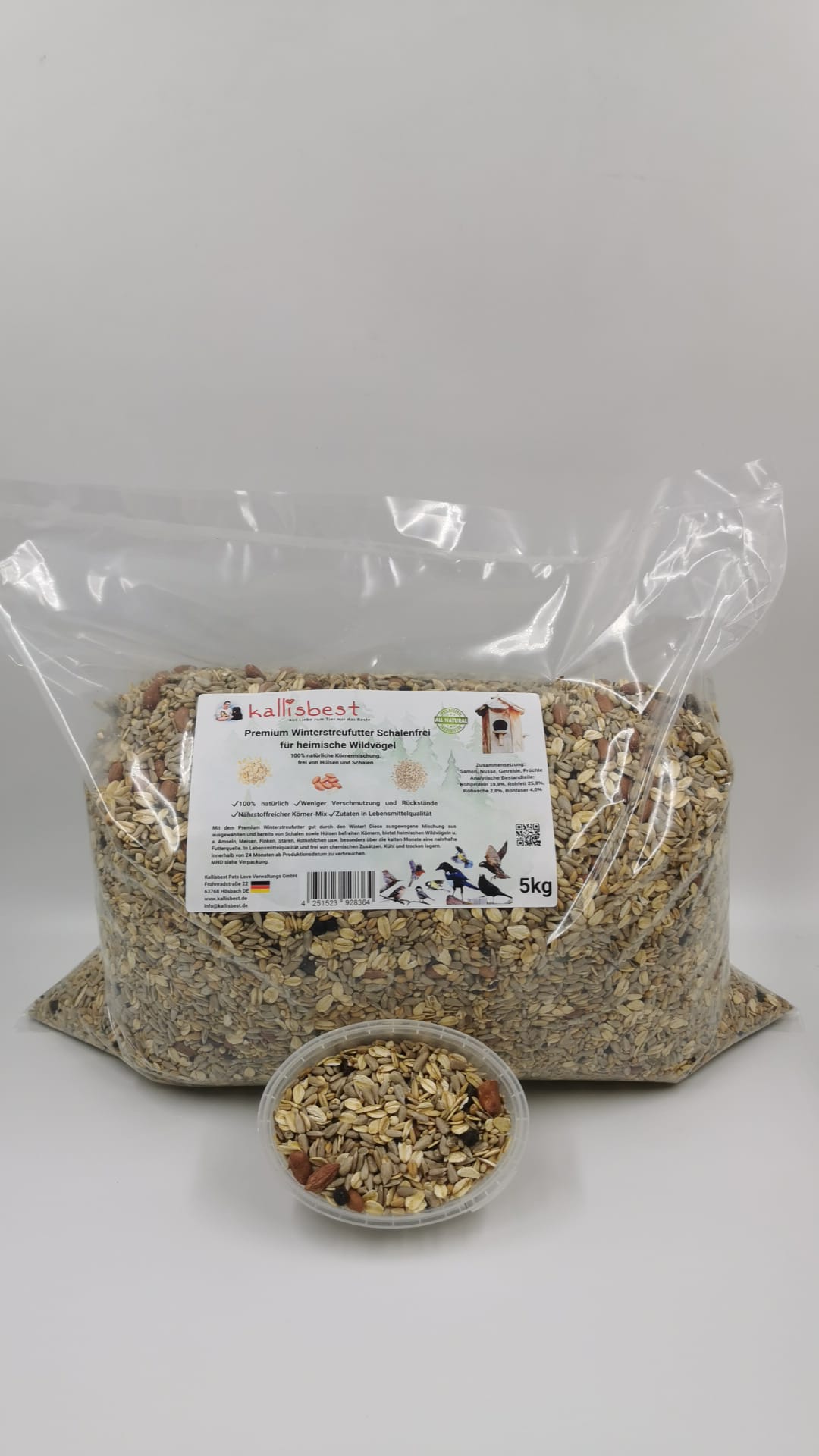 Kallisbest premium winter streufutter in 5kg for wild birds, featuring a mix of seeds without shells.
